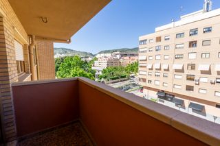 Pis  Pasaje doña jimena. Piso en venta en ibi con balcón y vistas a un parque