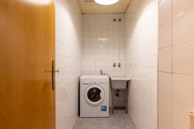 Foto 44e29fd1-6e08-44a4-9e51-f6beda57ebce. Piano terra con riscaldamento parcheggio in Eixample Sabadell