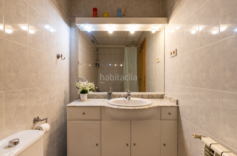 Foto 8c053db2-c49d-4622-a808-efe67dcddc0b. Piano terra con riscaldamento parcheggio in Eixample Sabadell