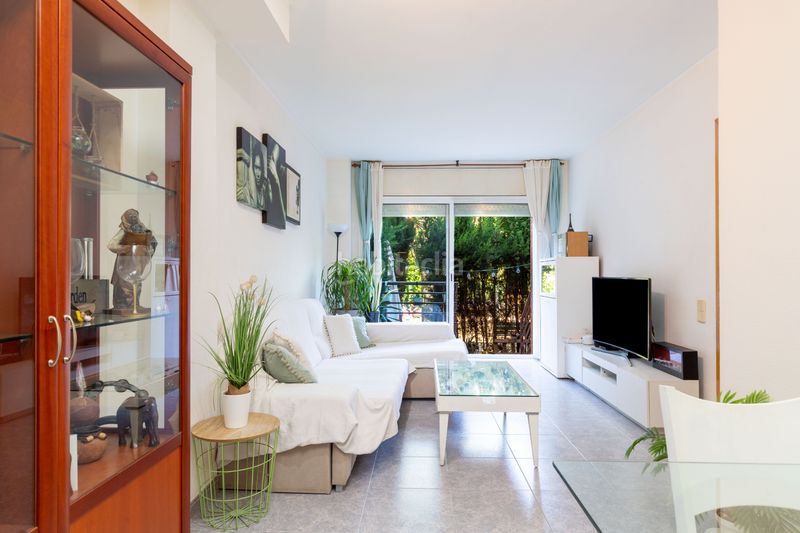 Foto 92923d10-eb45-47f4-87a7-51ba3329bac3. Piano terra con riscaldamento parcheggio in Eixample Sabadell