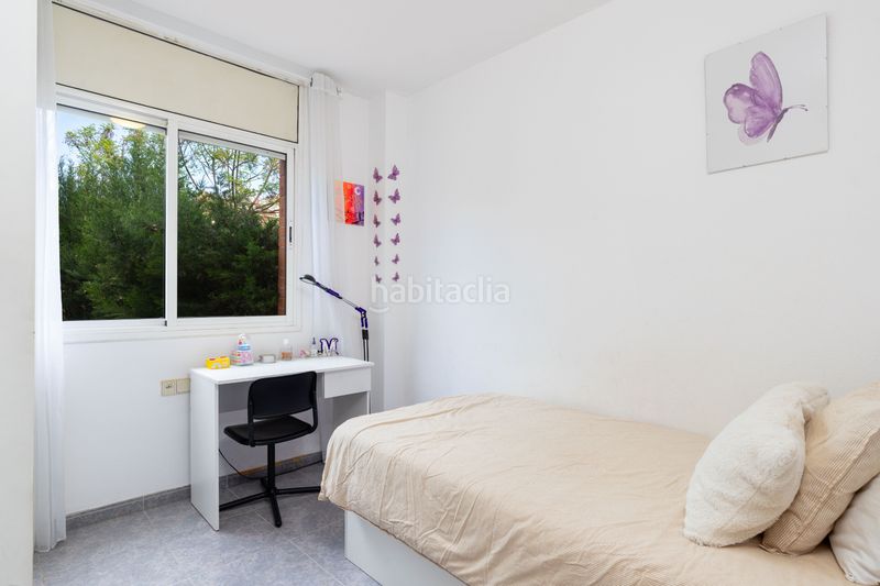 Foto 9b6f9343-7bf1-42c0-974b-43e70b974389. Piano terra con riscaldamento parcheggio in Eixample Sabadell