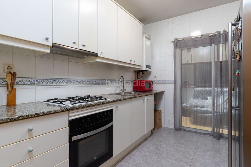 Foto f5f74c33-58dc-47ed-8ebf-e37e94ed3ca5. Piano terra con riscaldamento parcheggio in Eixample Sabadell