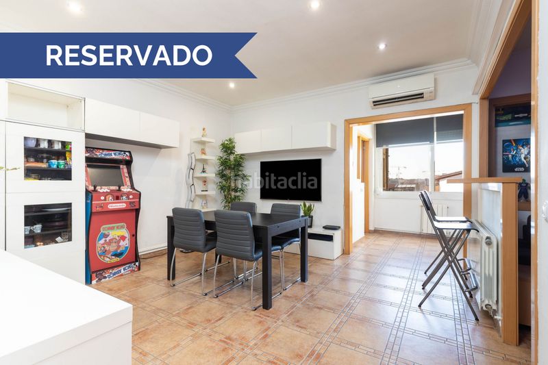 Foto b5f0d0e0-4023-4b69-ac70-d87c983642c9. Penthouse with heating in Creu de Barberà Sabadell