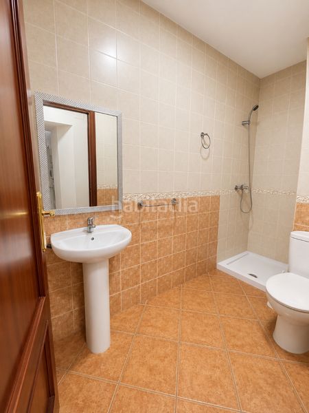 Foto e96913f7-a5c8-4689-80dc-9ac4e88eefb6. Casa a Fuentes de León
