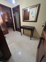 Lloguer Pis  Calle godofredo ortega y muñoz. Estudiantes