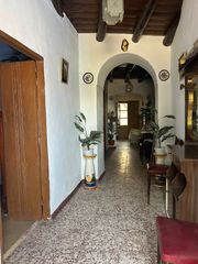 Maison à Bodonal de la Sierra. Oportunidad ??