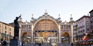 Etagenwohnung in Plaza de Toros