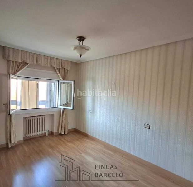 Foto 4854e4c7-2adf-4dab-81fe-c37880959125. Piso en Plaza de Toros Zaragoza