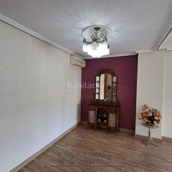 Foto c8613e81-b954-4af8-a4f2-e1db6ca7338c. Piso en Plaza de Toros Zaragoza