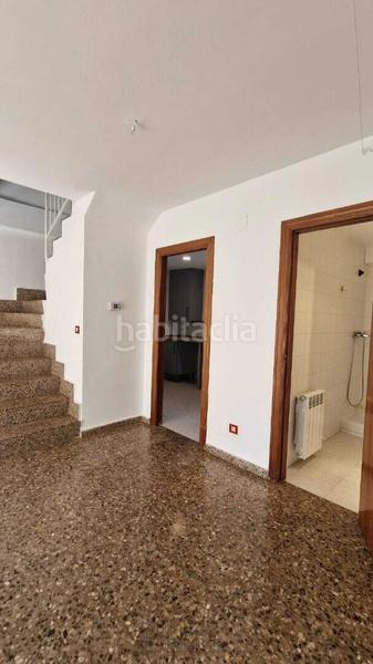 Foto a14d332c-4e66-45eb-984d-7b4c141d6972. Zweistöckige wohnung in Valdefierro Zaragoza