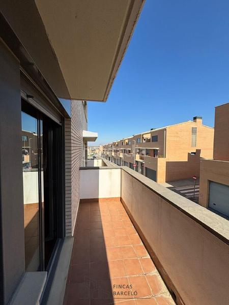 Foto 1c6222c4-f32d-447b-b84b-6d2d984f925d. Maison jumelée dans Cuarte de Huerva