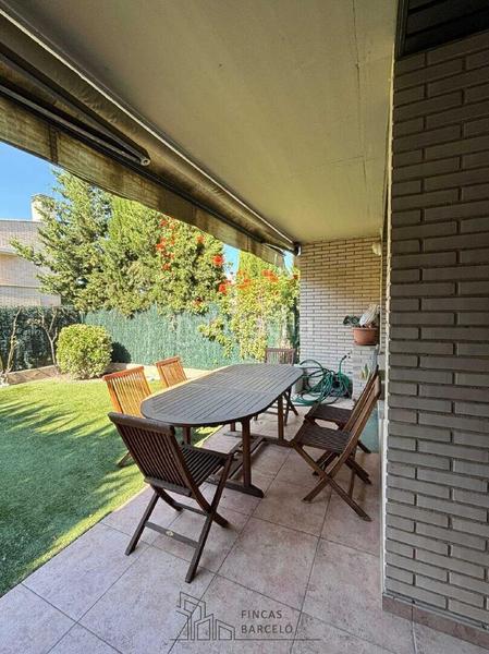 Foto 1ff8d593-ddd5-4fa8-bb74-fcce560929e8. Maison jumelée dans Cuarte de Huerva