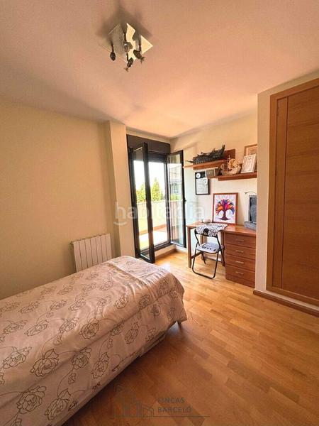 Foto 85cb294d-933d-49ee-bbf5-b859383f2c89. Maison jumelée dans Cuarte de Huerva