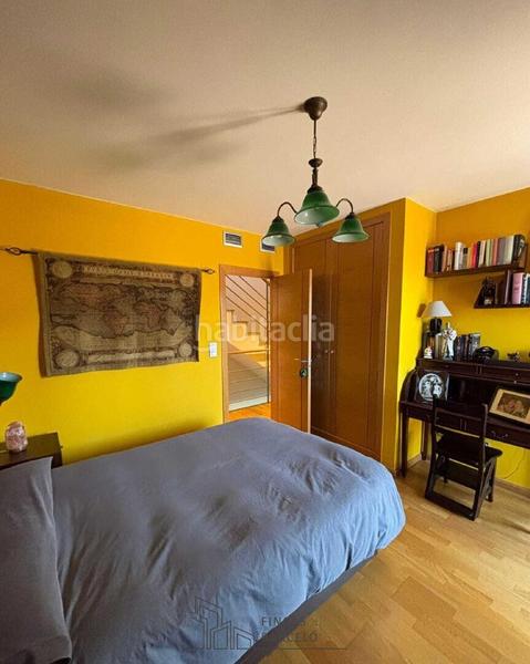 Foto b71242ce-9bb9-4e73-afb1-3cebcb1eb1af. Maison jumelée dans Cuarte de Huerva