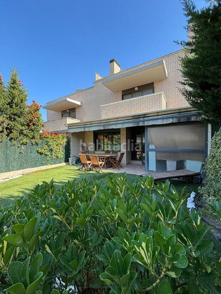 Foto cccd26ab-477c-49e4-b45e-67a912883ba7. Maison jumelée dans Cuarte de Huerva