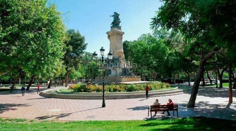 Foto 61d09f6e-68a7-4994-a47f-4218e4327c40. Pis a Paseo Constitución - Las Damas Zaragoza