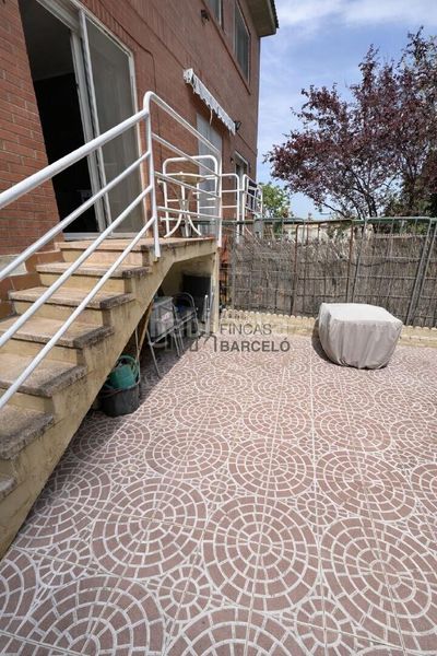 Foto 9b21b6a7-8e4e-4499-8529-2bcabe1b3058. Casa adosada en San Juan de Mozarrifar Zaragoza