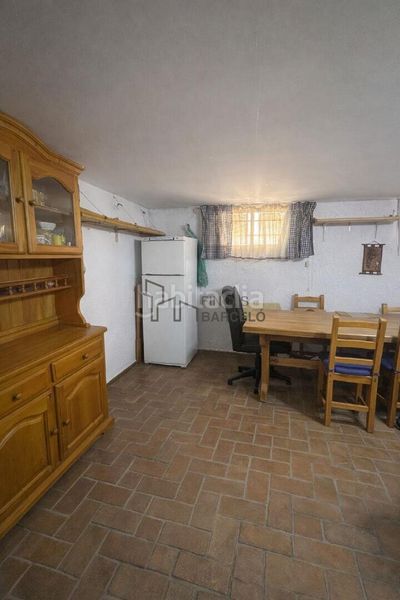 Foto a8dbff07-263c-4b4f-ad0b-02e693773e61. Casa adosada en San Juan de Mozarrifar Zaragoza