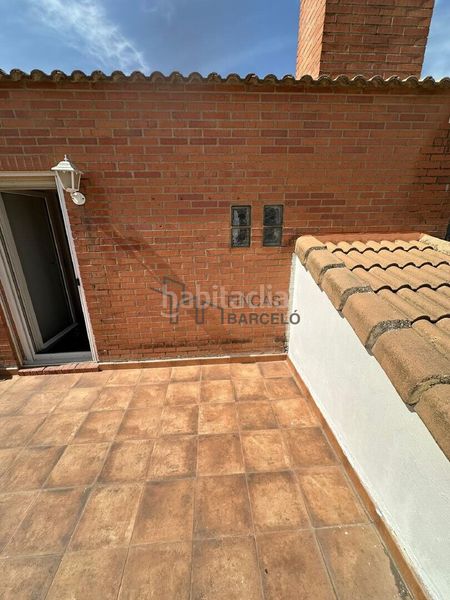 Foto aaf26fa5-34a9-462b-bae4-fa75423d5e1c. Casa adosada en San Juan de Mozarrifar Zaragoza