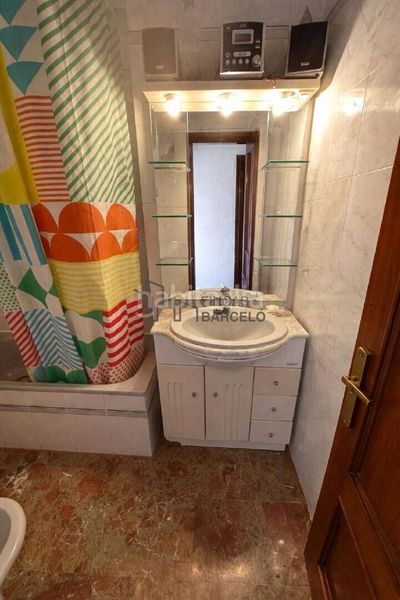 Foto 45eb7639-f11e-40c2-b763-d4a3d980451d. Casa adossada a San Juan de Mozarrifar Zaragoza