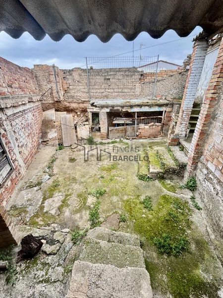 Foto 6f0c6b10-8248-4619-9329-6a1ee4307685. Casa adossada a Alagón