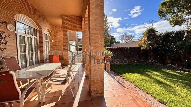 Foto 4ea9a73b-ef81-42d8-9e72-1821f45a1f99. Casa adossada a Casablanca Zaragoza