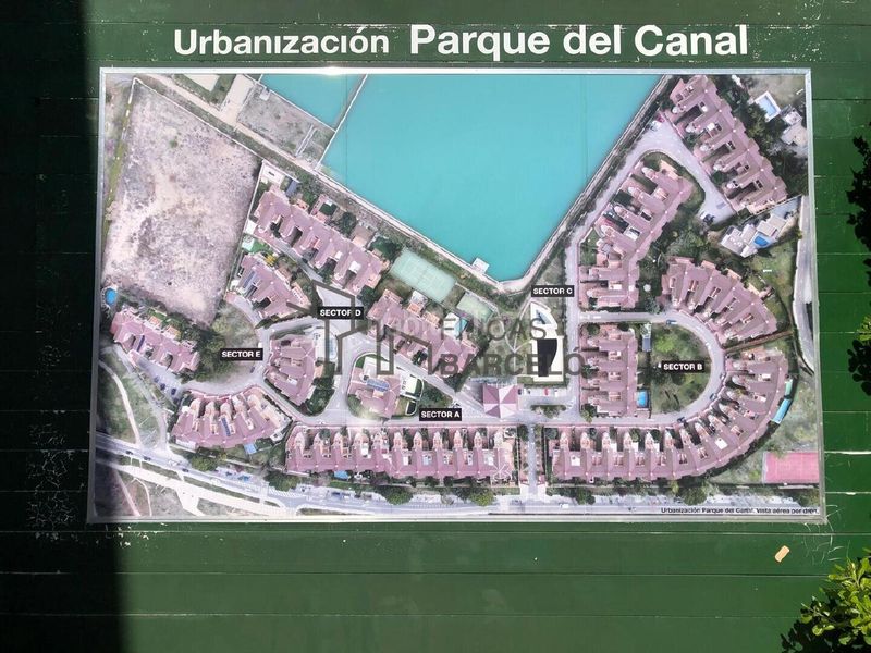 Foto 7a65a2eb-4e6b-4f67-ae42-a9628033eee7. Casa adossada a Casablanca Zaragoza