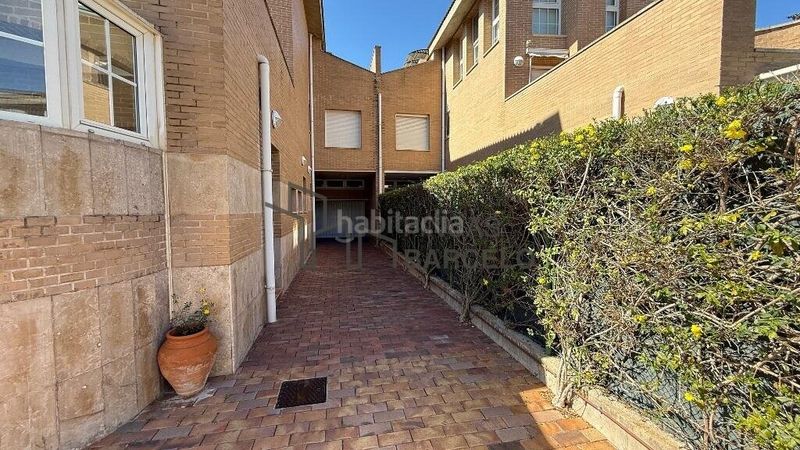 Foto 86209394-64a6-4dca-aefe-0e38c64d0040. Casa adossada a Casablanca Zaragoza