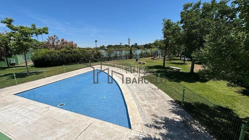 Foto 9ad285a4-04ad-4c41-868d-63b13331571a. Casa adossada a Casablanca Zaragoza