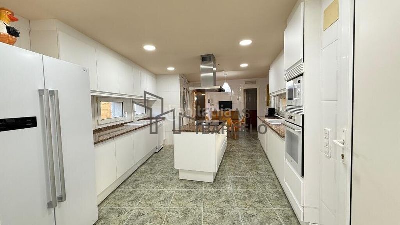 Foto 9b8359bf-8286-47d4-8593-2cfcf8dbf573. Casa adossada a Casablanca Zaragoza