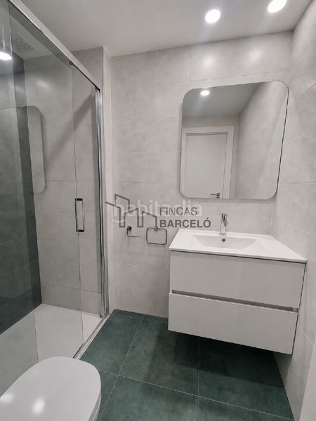 Foto b6bbc3ee-540e-4b0b-8c16-683c4d357dcb. Piso en Paseo Sagasta Zaragoza
