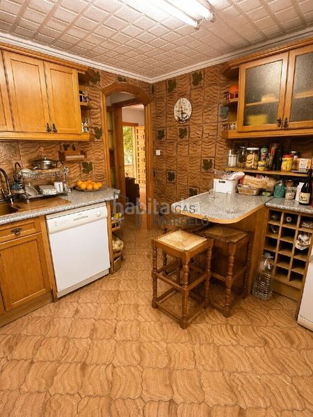Foto edb9d229-d7e1-447d-ab2c-467c402f4005. Casa a Cadrete