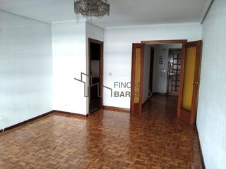 Pis a calle de vicente berdusán, bloque d-1