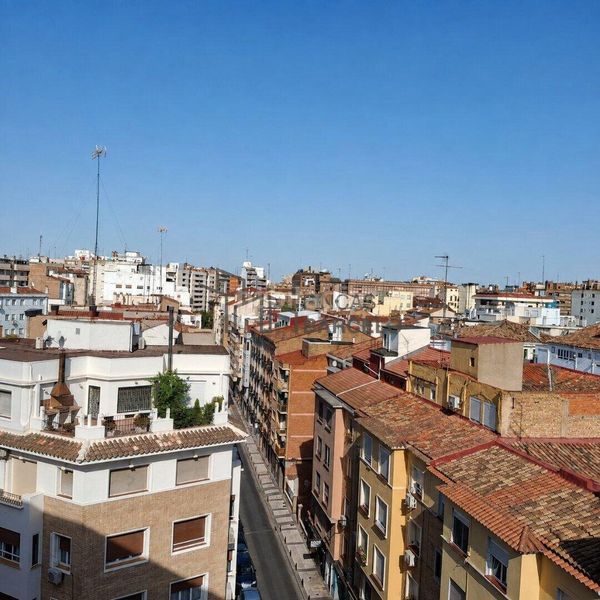 Foto 60e009ed-d662-4a34-87ef-e9a92583890f. Pis a Paseo Sagasta Zaragoza