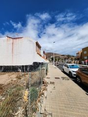 Residential Plot in Cruce de Arinaga. Solar en cruce de arinaga. urb residencial