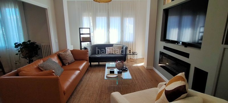 Foto eda08da8-f5fa-4b65-b84d-18177bf776c5. Pis a Eixample Nord Girona