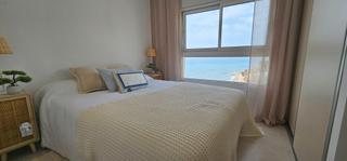 Apartament a Calle alhamar 4. Piso completamente reformado con inmejorables vistas al mar!