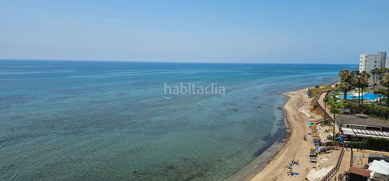Foto fe4f8137-8e1d-47ce-869d-7d8b8a97363f. Apartamento en calle alhamar 4 piso completamente reformado con inmejorables vistas al mar! en Mijas