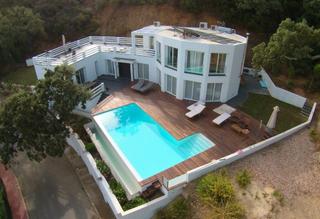 Casa  Calle cantabria. Hermoso chalet independiente en la mairena