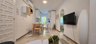 Miete Etagenwohnung in Avenida de rota 106. Alquiler de piso por temporada