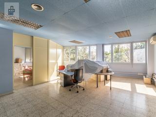 Local Comercial  N/a. Oportunidad nica en esplugues de llobregat  local comercial de