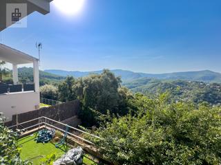 Casa  N/a. Encantadora casa a 4 vientos con vistas panormicas en torrelles