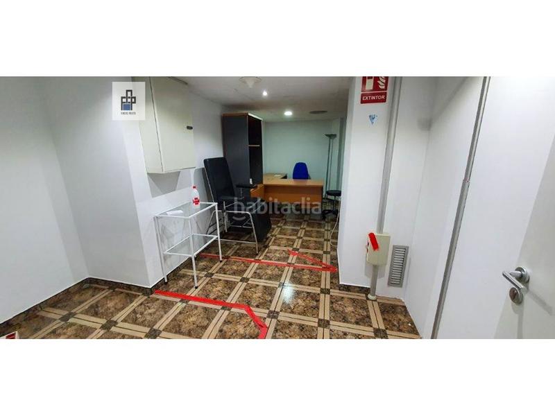 Foto d2e9ca75-c173-4c52-8eb6-712f01237242. Location local commercial dans Marianao Sant Boi de Llobregat