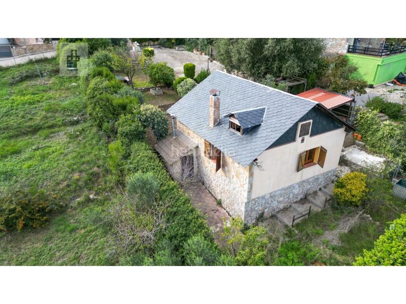 Foto d94a79fa-5297-4f46-8b1a-e4d938d90b01. Masia a Mediona