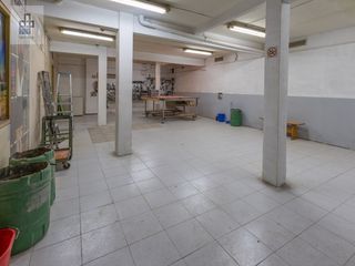Local Comercial  Calle pau claris de. Local comercial en venta sant boi de llobregat