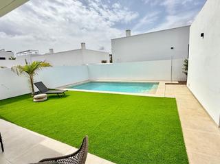 Xalet en Islas Menores-Mar de Cristal. Villa de lujo en mar de cristal