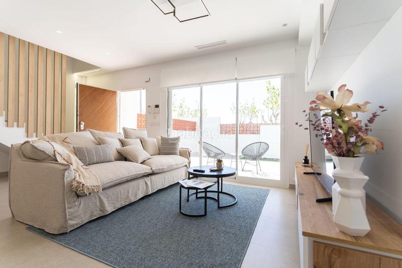 Foto fa6c6eb2-835c-4d92-b574-d90972a2f544. Chalet mit heizung parking pool in Pilar de la Horadada ciudad Pilar de la Horadada