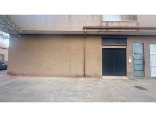 Local Comercial  Calle burgos-bda cuatro santos. Local comercial reformado en barriada cuatro santos