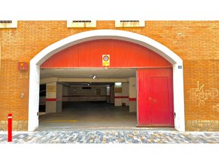 Aparcament cotxe  Calle villamartin. Garaje en pleno centro de cartagena