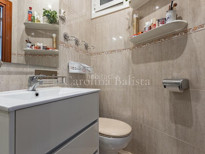 Foto c6e1de5f-549b-4a87-a585-cc28b9495025. Piso  en venta en paseo de sant gervasi en Putget - Farró Barcelona